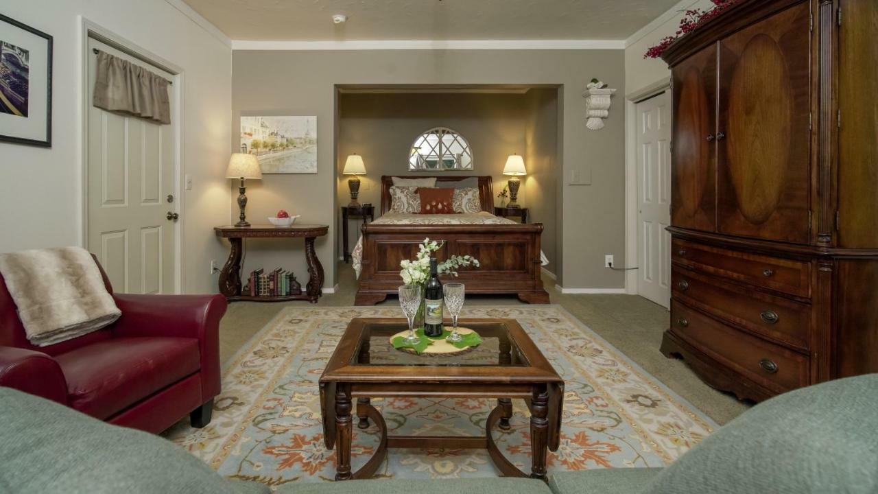 Warm Springs Inn & Winery Sunnyslope Exterior foto